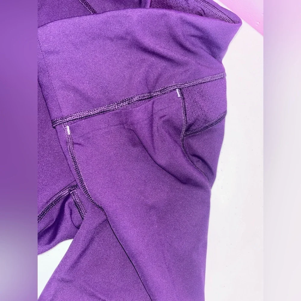 Women's Purple Capris